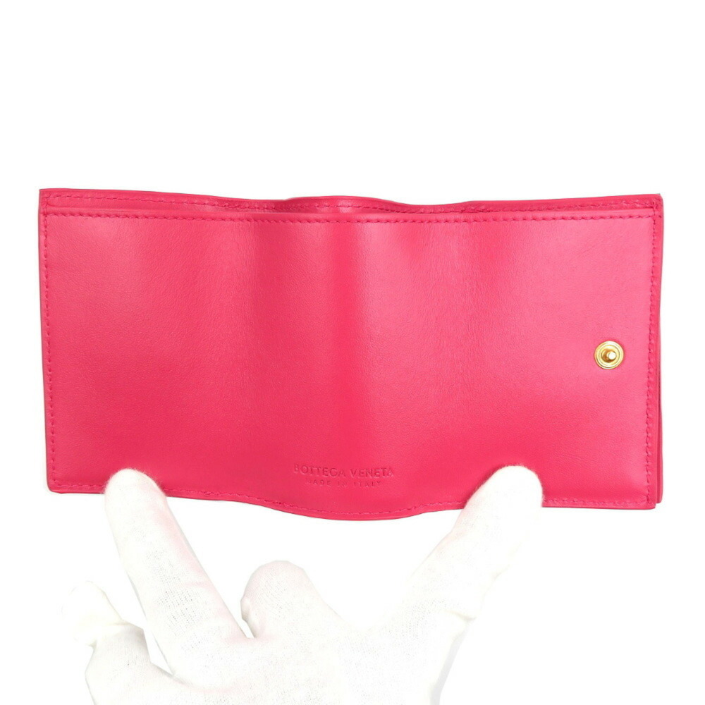 BOTTEGA VENETA Intrecciato Lambskin Pink Trifold Wallet - Picture 4 of 8